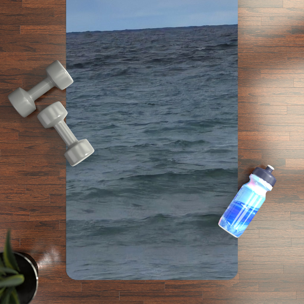 Bird-Inspired Eco-Friendly Rubber Yoga Mat for Serenity and Balance