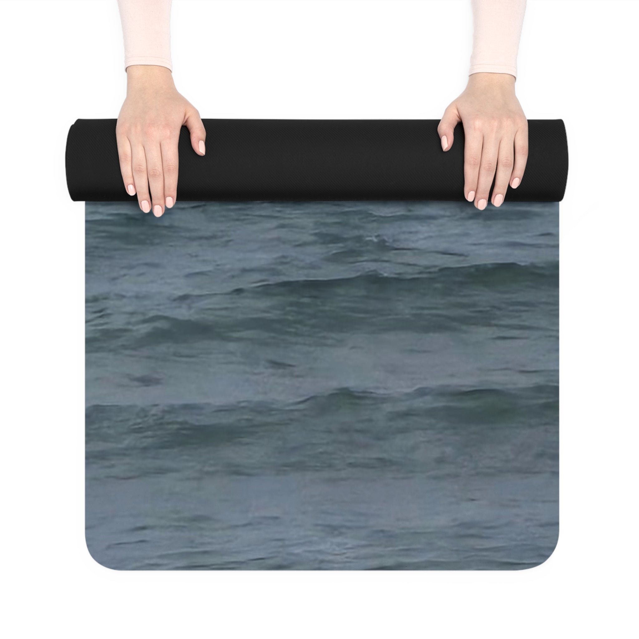 Bird-Inspired Eco-Friendly Rubber Yoga Mat for Serenity and Balance