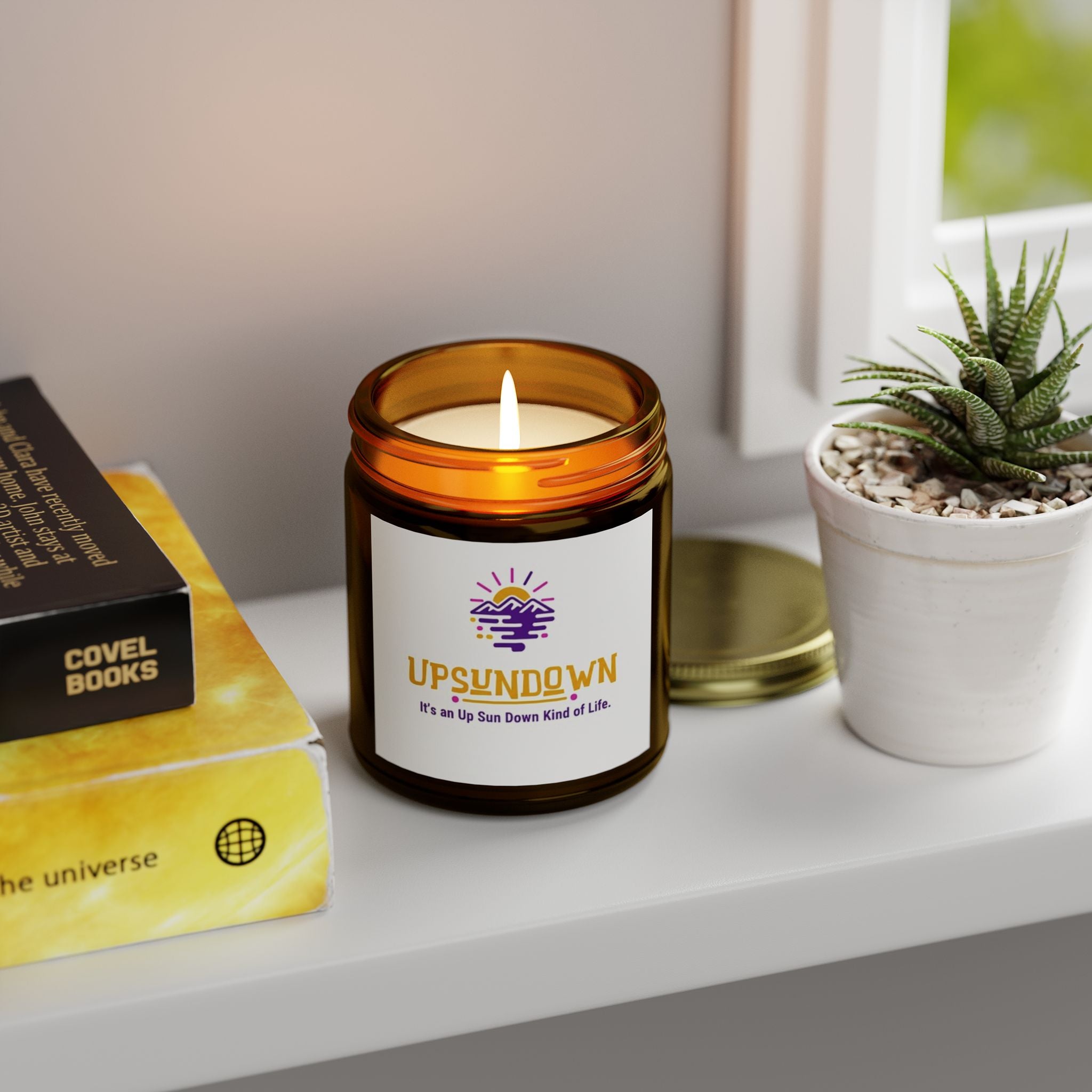 Coconut Apricot Scented Candle – "Upsundown" Relaxation Jar