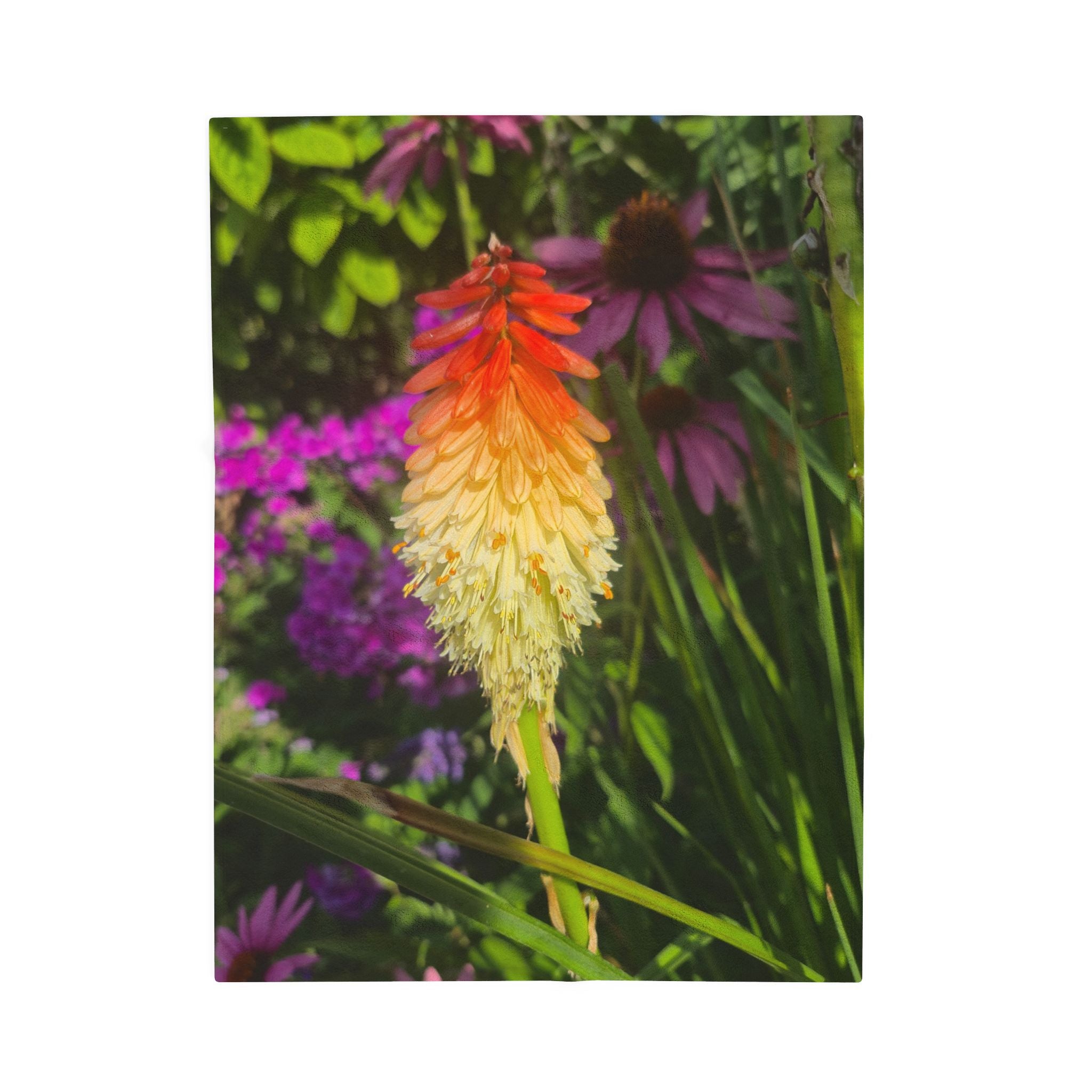 Botanical Velveteen Plush Blanket - Cozy Floral Throw for Home & Relaxation