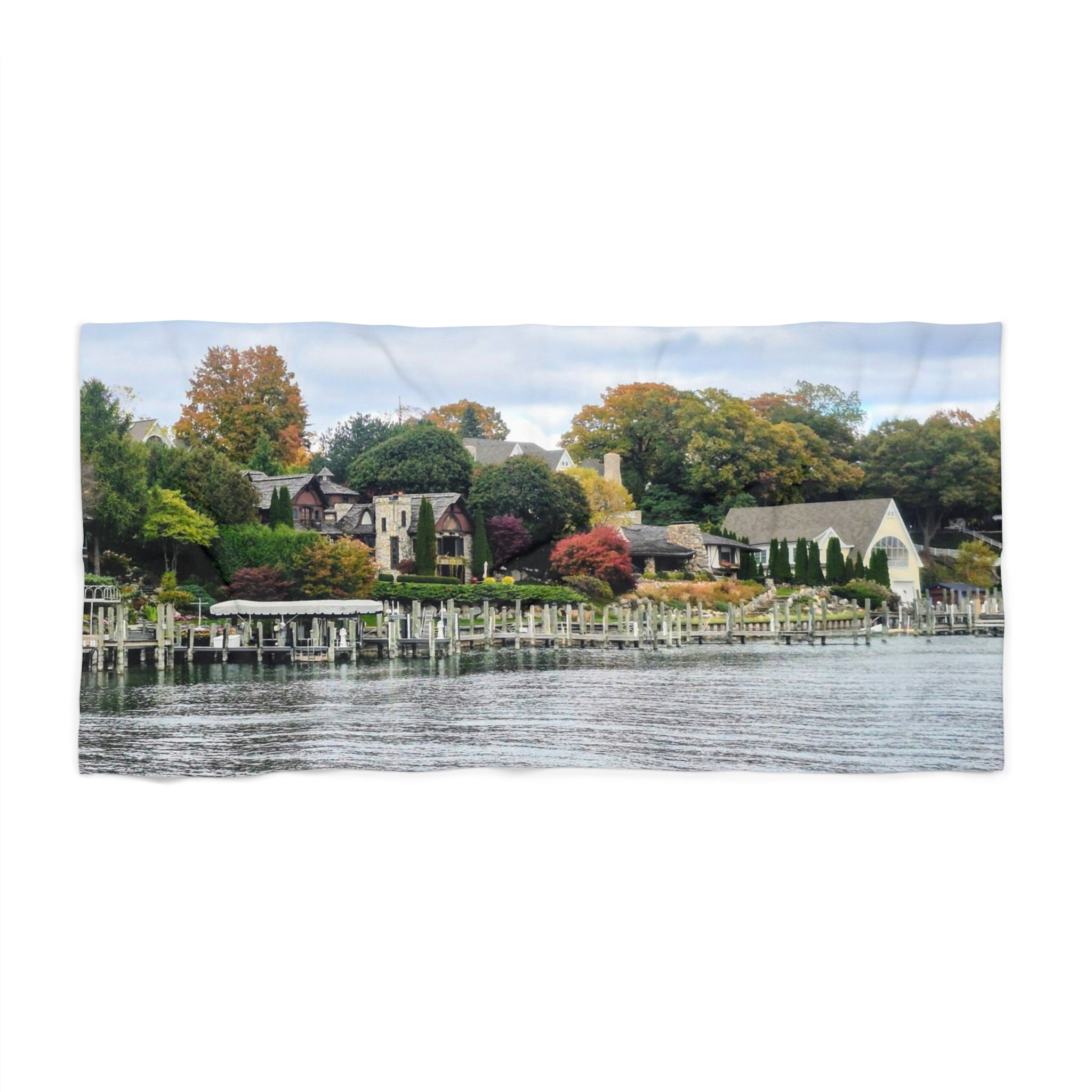 Scenic Beach Towel - Perfect for Summer Days by the Water